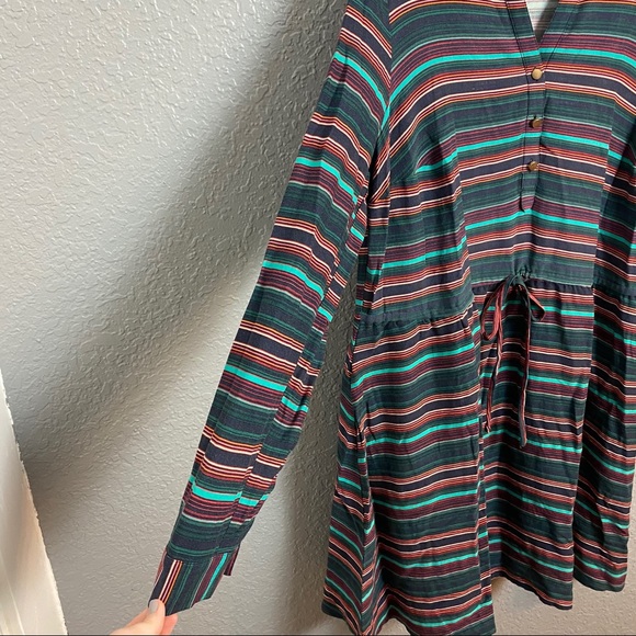 FEVOUR STRIPPED V-NECK TIE DRESS {2X} - Picture 4 of 7